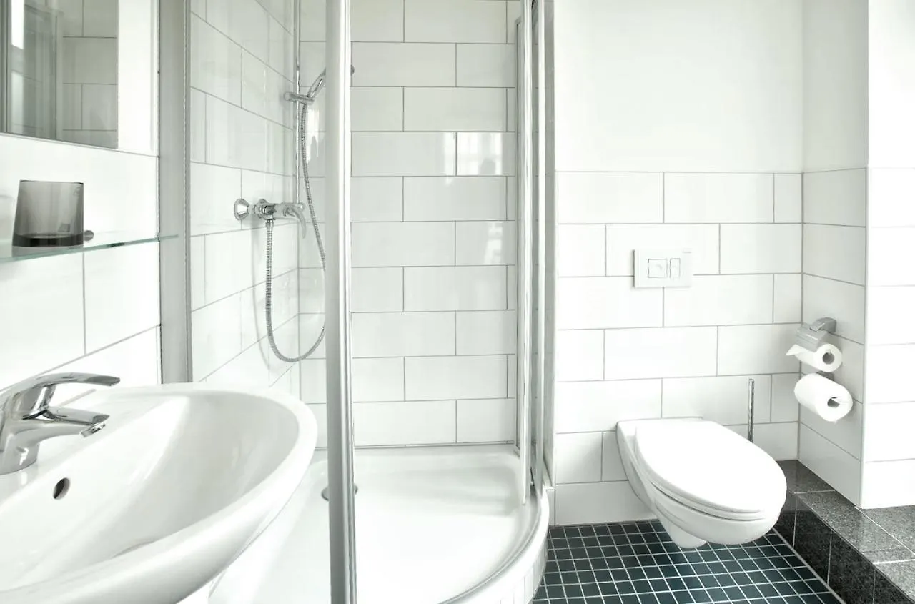 6 Rooms Apartments Berlin Deutschland